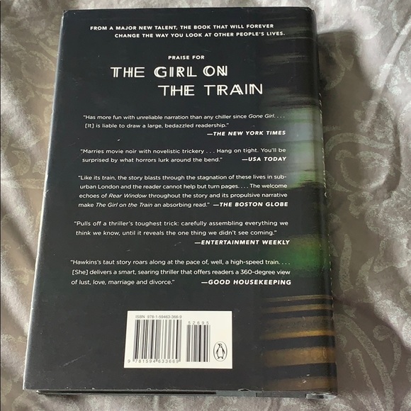 🔥3/$10 The Girl on the Train Paula Hawkins novel - Picture 2 of 11